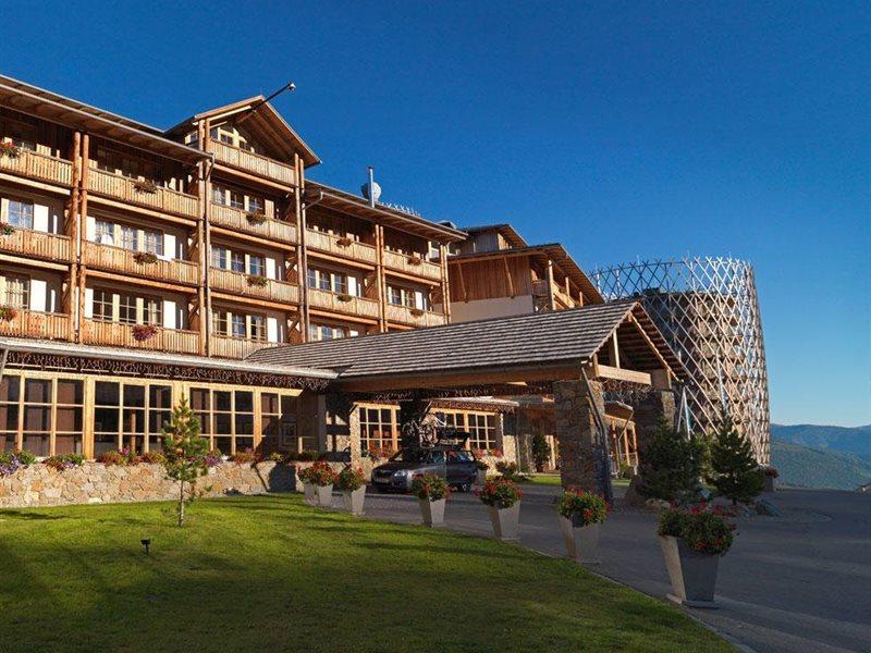 Falkensteiner Aktiv & Familienhotel Cristallo Superior Katschberghohe Bagian luar foto